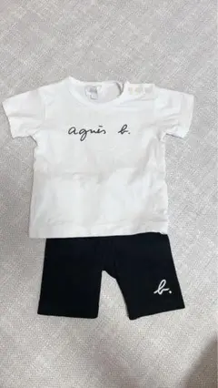 agnès b. ロゴ入りTシャツとショートパンツセット