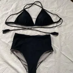 leona 水着