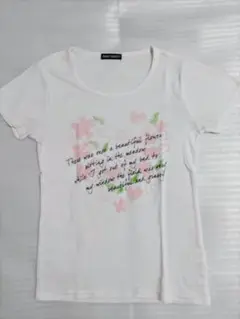白Tシャツ 半袖 花柄プリント