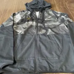 Item thumbnail for item adeda54a-a8c2-4aae-851f-23bf1afee01b