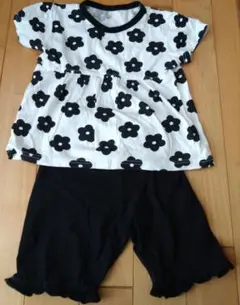 花柄パジャマセット 110cm
