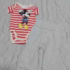 ミッキーマウスロンパースとレパンツセット