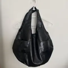 黒レザー ハンドバッグ