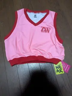 ZUMBA WEAR ピンク赤 クロップドタンクトップ Lovely