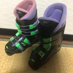 CarveLight スキー ブーツ DIN7880 サイズ26-26.5cm黒 CarveLight スキー ブーツ DIN7880 サイズ26-26.5cm黒 - メルカリ