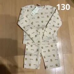 新品タグ付き プーさん 総柄 裏起毛 パジャマ ルームウェア 部屋着 130