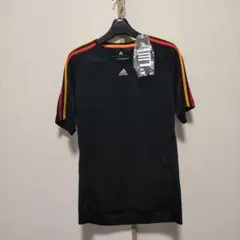 adidas 半袖Tシャツ 黒　О