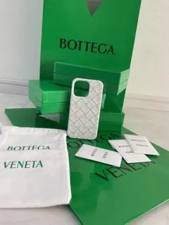 新品 ボッテガヴェネタ iPhone13pro シリコンケース