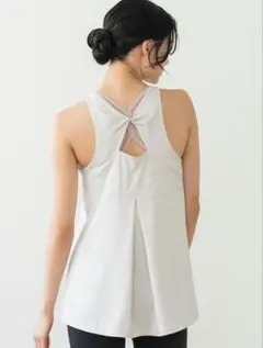 SUKARA バックツイストタンクトップ　※タンクトップのみ