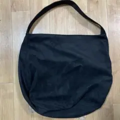 【最終値下げ】黒のスエード風ショルダーバッグ