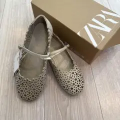 新品 定価15990円　ZARA ベージュ バレエシューズ 31 19cm
