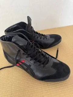 Onitsuka Tiger ボクシングシューズ 黒/赤　コムサザモードメン Onitsuka Tiger ボクシングシューズ 黒/赤 コムサザモードメン