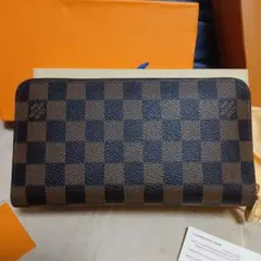 Item thumbnail for item 91e04d75-bfe2-42f3-bcf9-629af0c74c65