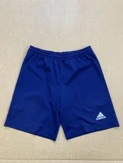 adidas サッカーハーフパンツ　150サイズ
