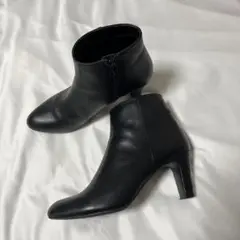 Item thumbnail for item 38a185a7-bb46-4bb8-8a5f-1c3c2e15d77b