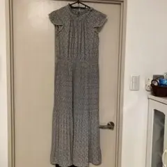 小花柄　フレンチスリーブワンピース