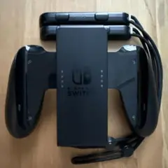 Switch ニンテンドー 純正 ジョイコングリップ・ストラップセット