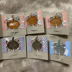 ちいかわ　キャンディチャーム　シーサーとラッコと古本屋