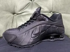ナイキ shox r4 ブラック