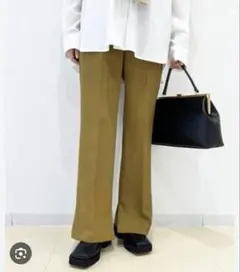 Item thumbnail for item 7f4ee49b-a8d0-4359-827c-76c3a49995d6