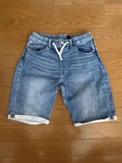 【H&M】ライトブルーハーフパンツ ドローストリング付き