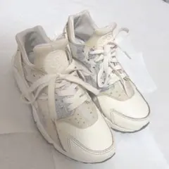 NIKE エアハラチ