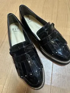 ブラック ローファーエナメル　Fin 24.5