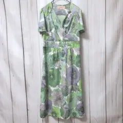 【スーナウーナ】 ひざ丈ワンピース　半袖　総柄／花柄　多色　裏地あり　Mサイズ