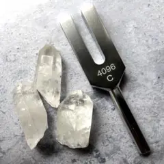 【大特価！最強浄化セット】クリスタルチューナー　音叉　天然石　水晶　ポイント