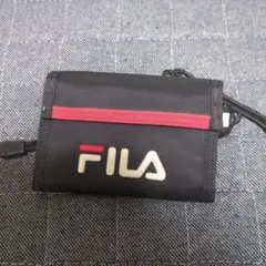 FILA 三つ折り財布 黒/赤　おまけ付き