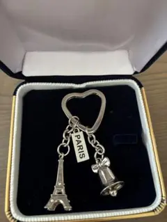 パリのキーホルダー