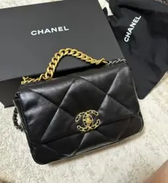 CHANEL ブラック レザー ショルダーバッグ