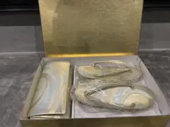 草履とバッグのセット 金色と水色の波模様