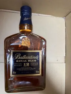 [古酒] サントリーウイスキー バランタイン ロイヤルブルー12年 1L 未開封 水割りに美味しい古酒ウイスキー「バランタイン12年 ロイヤル