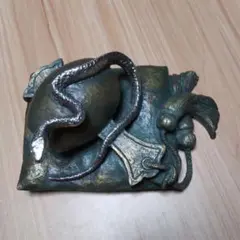 萬年亀/本金箔仕上ブロンズ/富永直樹/文化勲章受章/開運/縁起物 金銀襴緞子等縫合胴服（きんぎんらんどんすとうぬいあわせどう