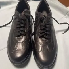 HAWKINS TRAVELLER ブラックスニーカー