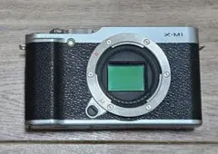 FUJIFILM 富士フィルム　X-M1