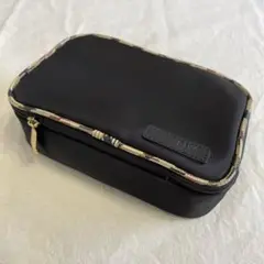 DAKSダックス／ジッパー付き マルチケース ブラック