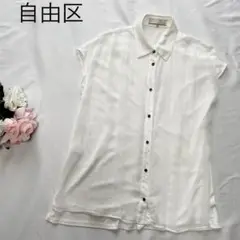【超人気完売品✨】自由区 白 半袖ブラウス 金ボタン フレンチスリーブ