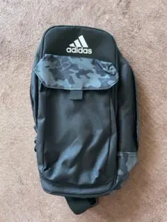 【新品未開封】ももクロ　ポシュレ ボディバッグ(赤) adidas（タレントグッズ）のフリマアイテム一覧