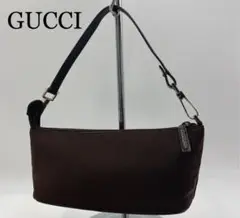 GUCCI グッチ ハンドポーチ ファスナー オシャレ
