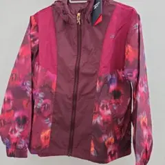 Reebok キレイフィット グラフィック ウィンドブレーカー （マルーン）