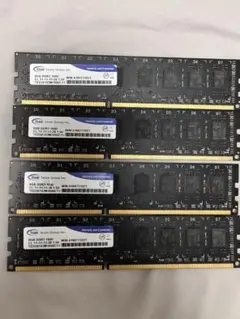 Team DDR3 1600MHz 32GB