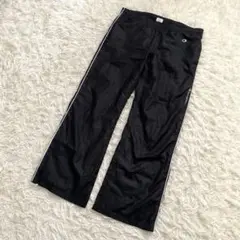champion チャンピオン　ナイロンパンツ　薄手ズボン　黒　レディース　L