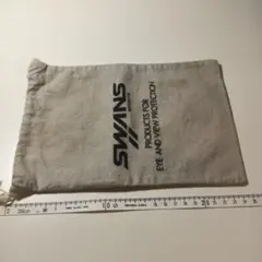SWANSのゴーグルケース