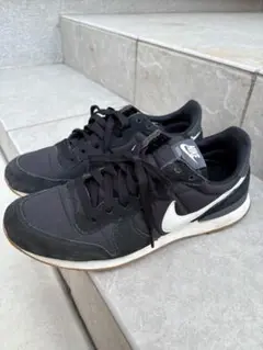 Nike Internationalist ナイキ ブラック スニーカー