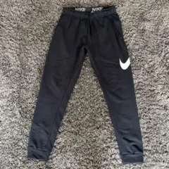 NIKE ブラック　パンツ　スポーツウェア　M
