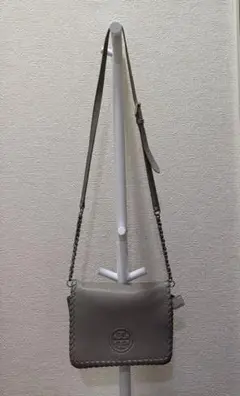 トリーバーチ　フラップショルダーバッグ