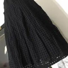 新品未使用★シックな黒スカート3L 穴あきレース コットン ブラック大きなサイズ