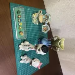 陶器製犬猫小人フィギュアセット